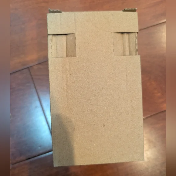 Jo Malone Peony & Moss Candle -200g - Picture 4 of 5